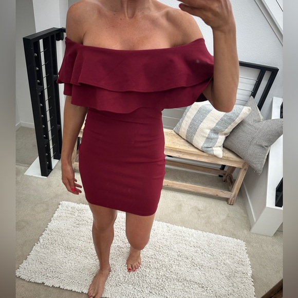 Revolve By the way burgundy Rhiannon off the shoulder ruffle mini dress fall S - Picture 4 of 14